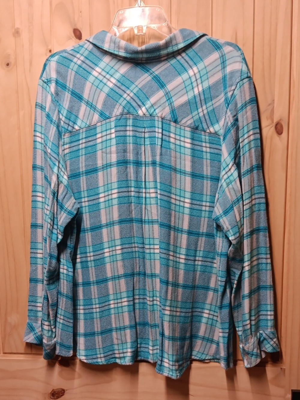 CJ Banks Plaid button-up shirt EUC - Picture 6 of 6
